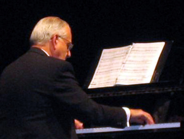 tonysala-pianist-1.jpg